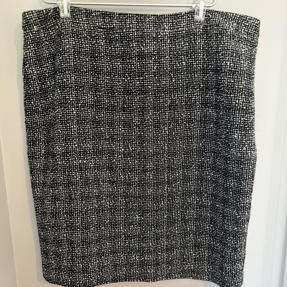 Cleo Tweed Style Skirt 18